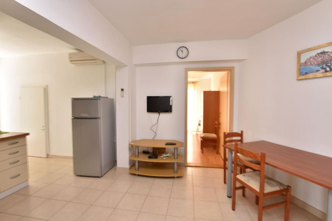 Apartments Jere 普利莫顿 外观 照片